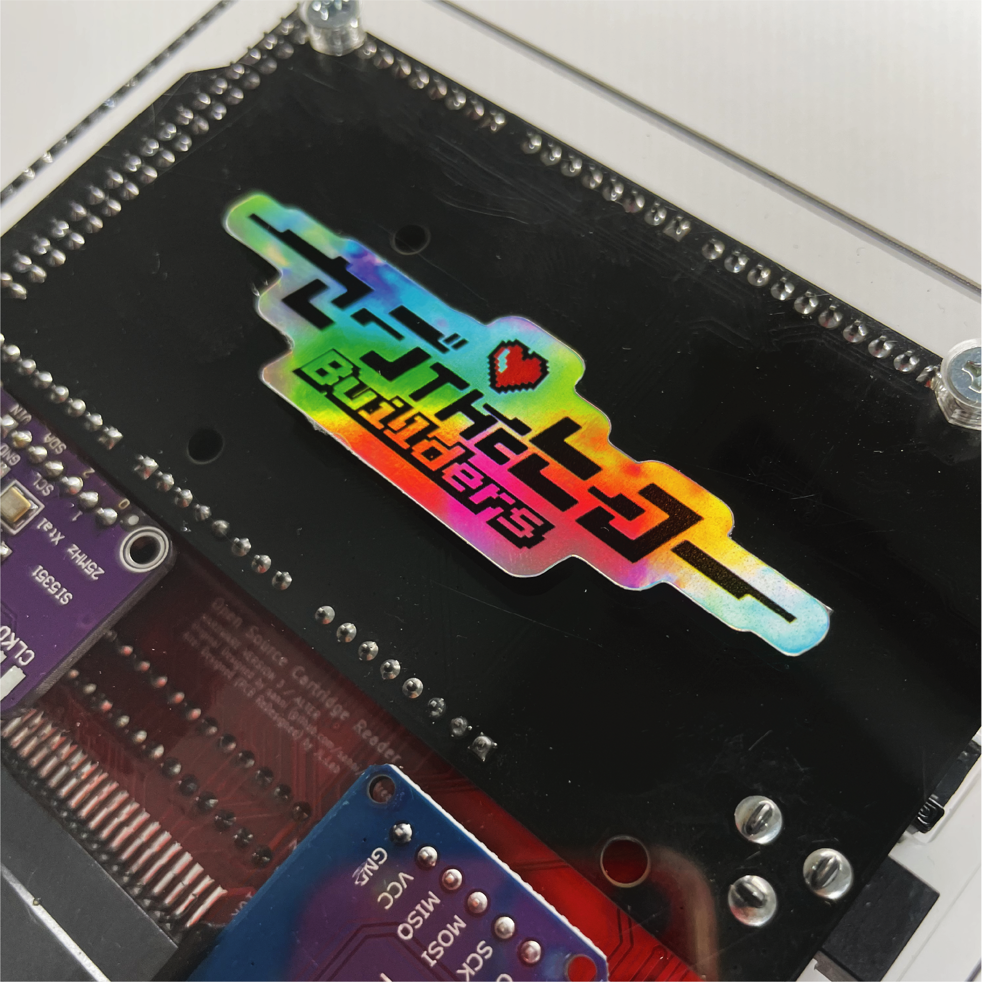 レトロゲーム全16種のセーブデータを読み書きできる